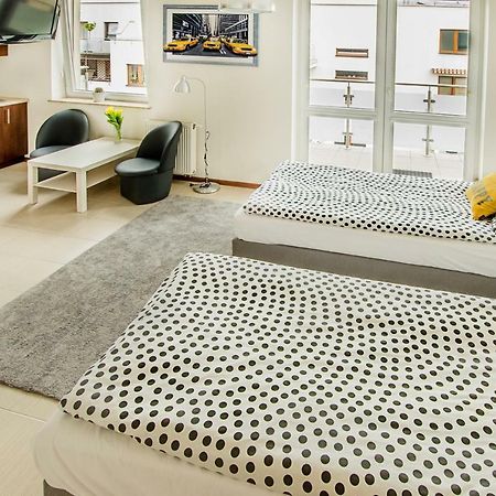 Apartament Kniaziewicza - Komfortowe Noclegi Piaseczno  Extérieur photo